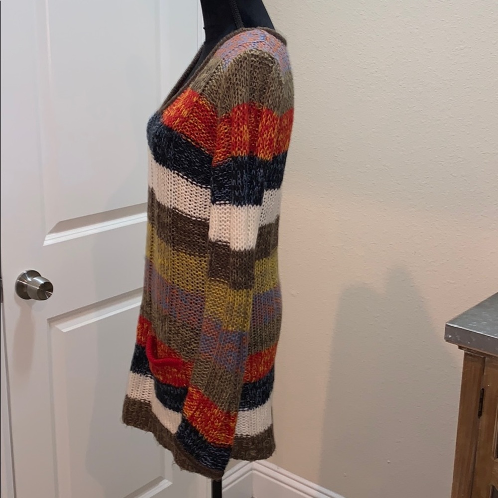 Sweater - Picture 4 of 6